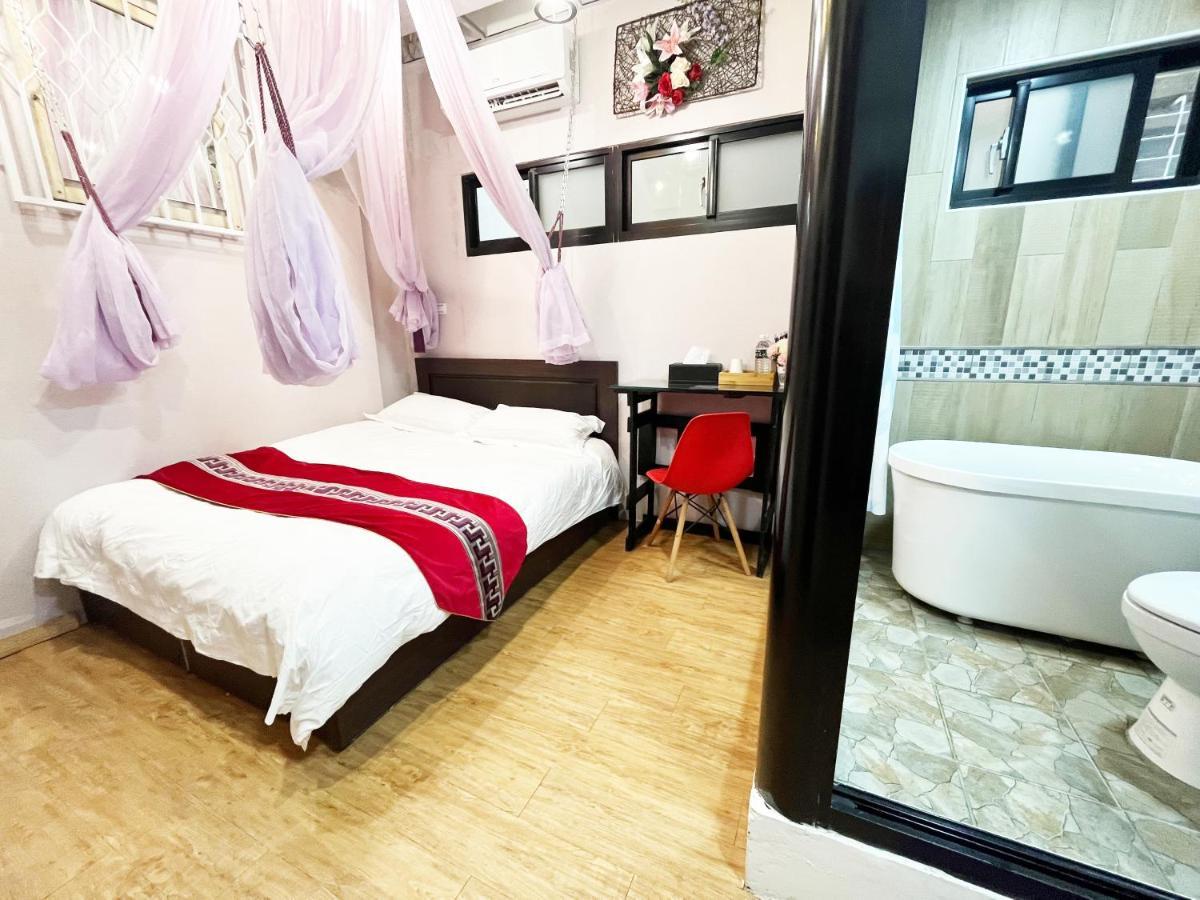 Woju Homestay Tainan Bagian luar foto
