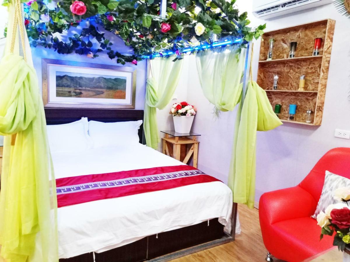 Woju Homestay Tainan Bagian luar foto