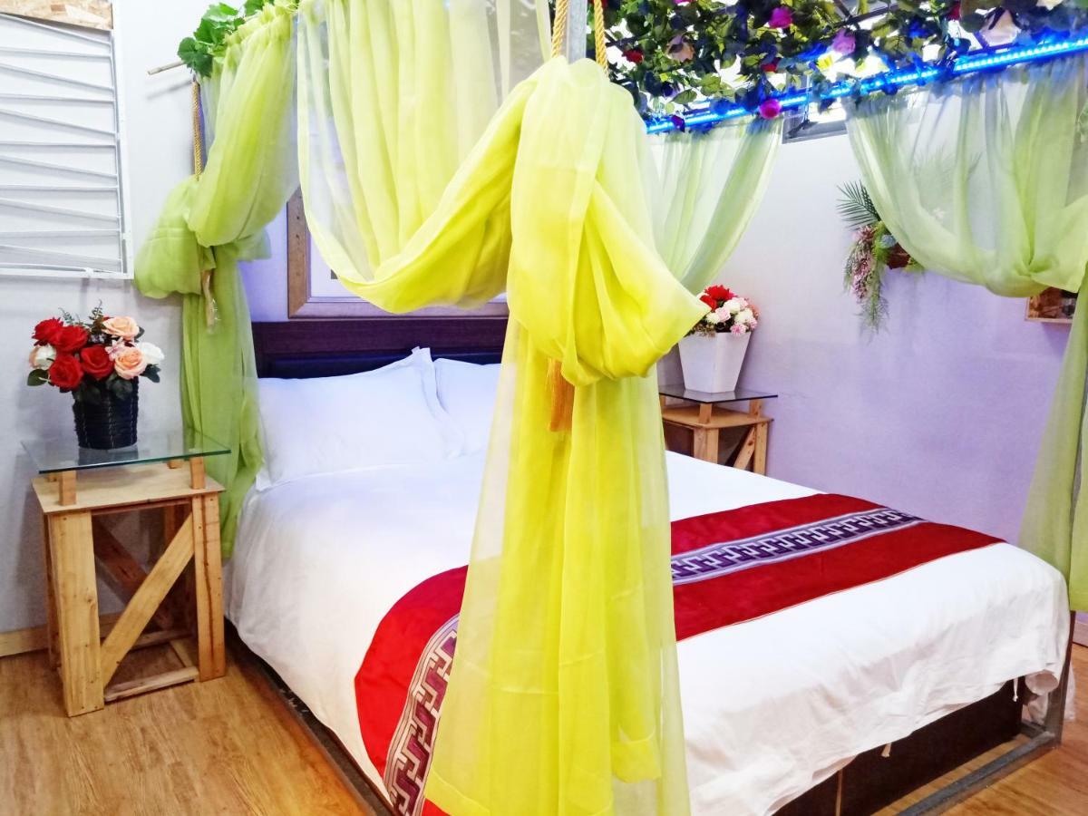 Woju Homestay Tainan Bagian luar foto