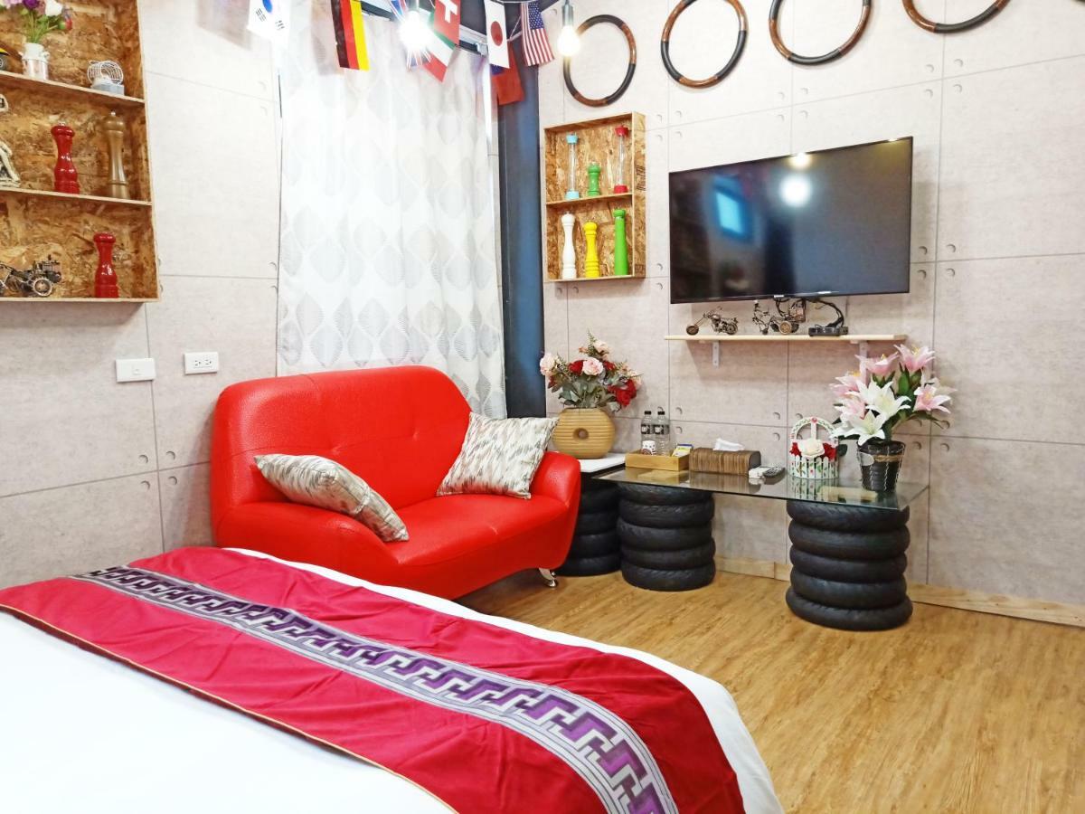 Woju Homestay Tainan Bagian luar foto